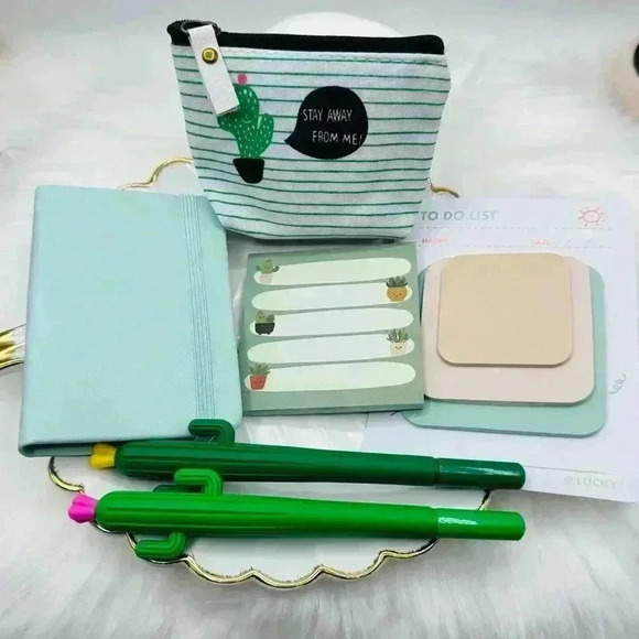 Cactus Stationary Set with Coin Purse - Picture 3 of 7